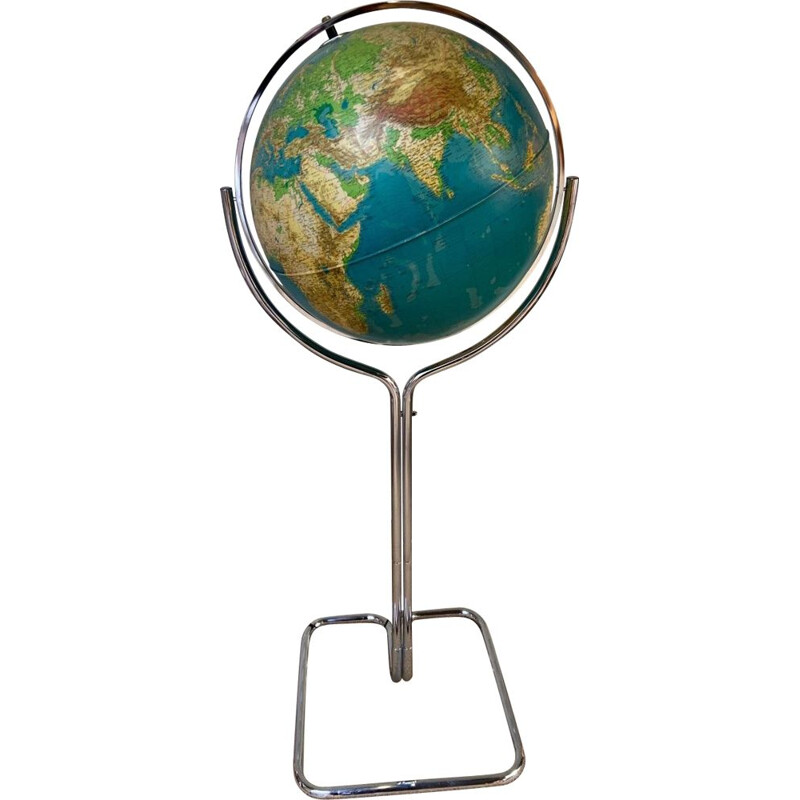 Vintage globe by Geographical Institute De Agostini, 1970