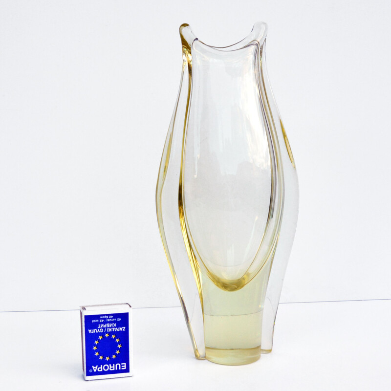 Vase vintage de M. Klinger pour Zelezny Brod Sklo, Tchécoslovaquie 1960