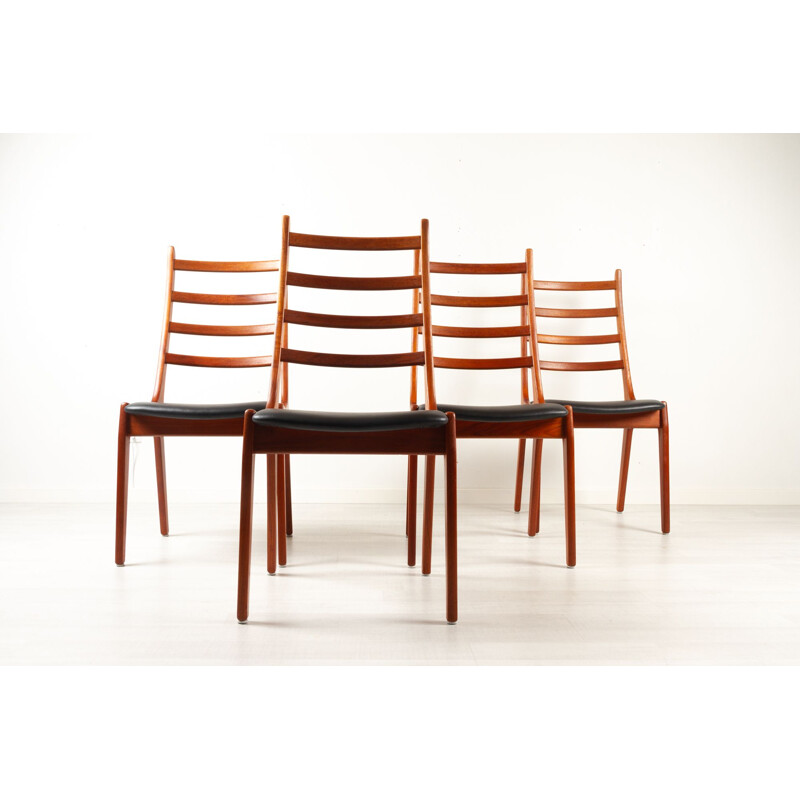 Ensemble de 4 chaises danoises vintage à dossier haut en teck de Korup Stolefabrik, 1960