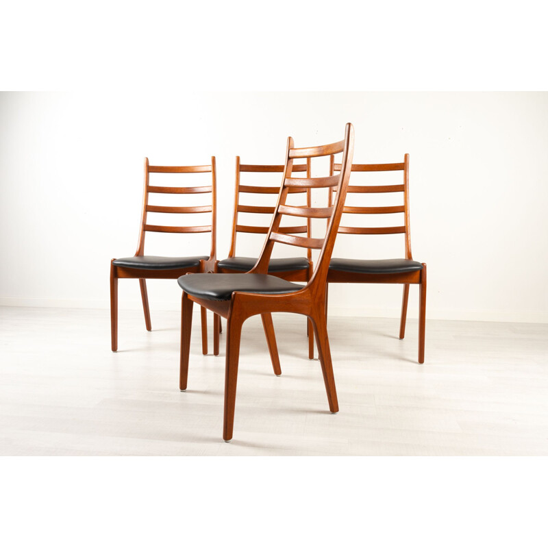 Set of 4 vintage Danish high-back teak dining chairs by Korup Stolefabrik, 1960s