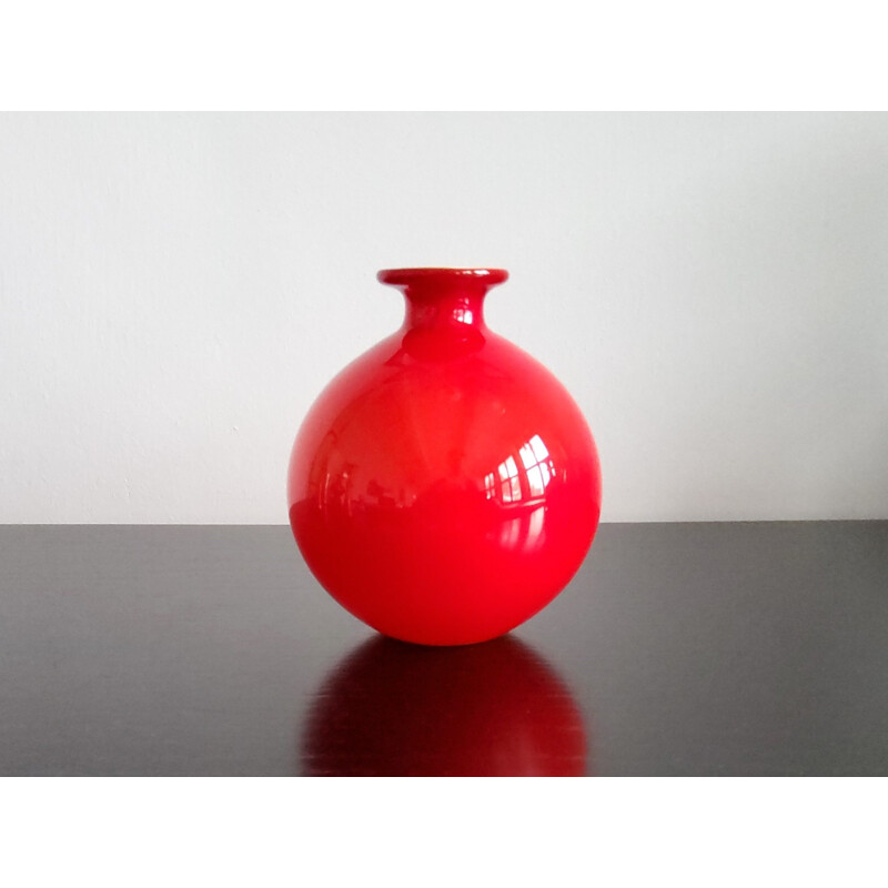 Set of 4 vintage red glass vases by Per Lütken for Holmegaard, Denmark 1960