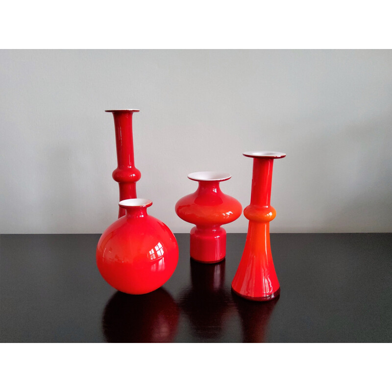 Set of 4 vintage red glass vases by Per Lütken for Holmegaard, Denmark 1960