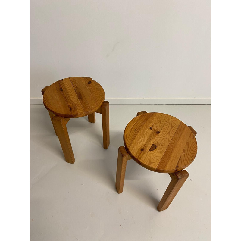 Pair of vintage stools in solid pine, Sweden 1970