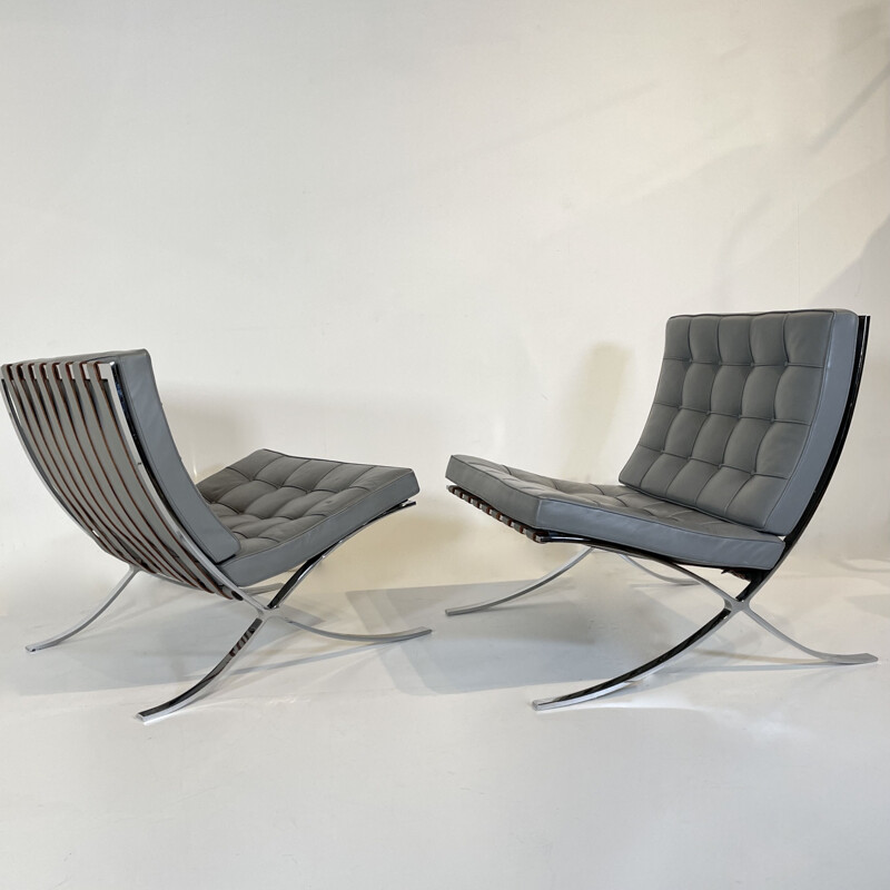 Vintage grey leather armchairs by Ludwing Mies van der Rohe for Knoll, 1980