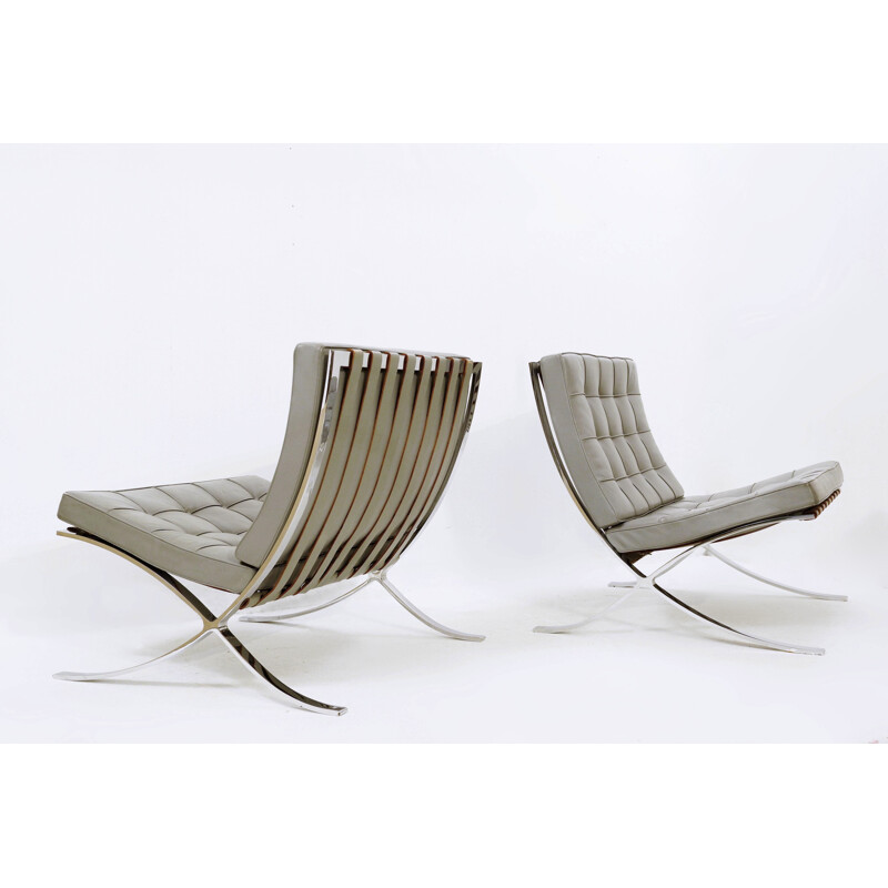 Vintage grey leather armchairs by Ludwing Mies van der Rohe for Knoll, 1980