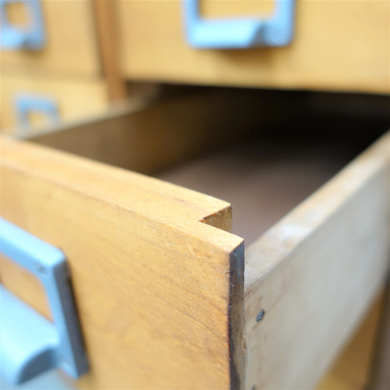 Vintage wooden labo chest of drawers