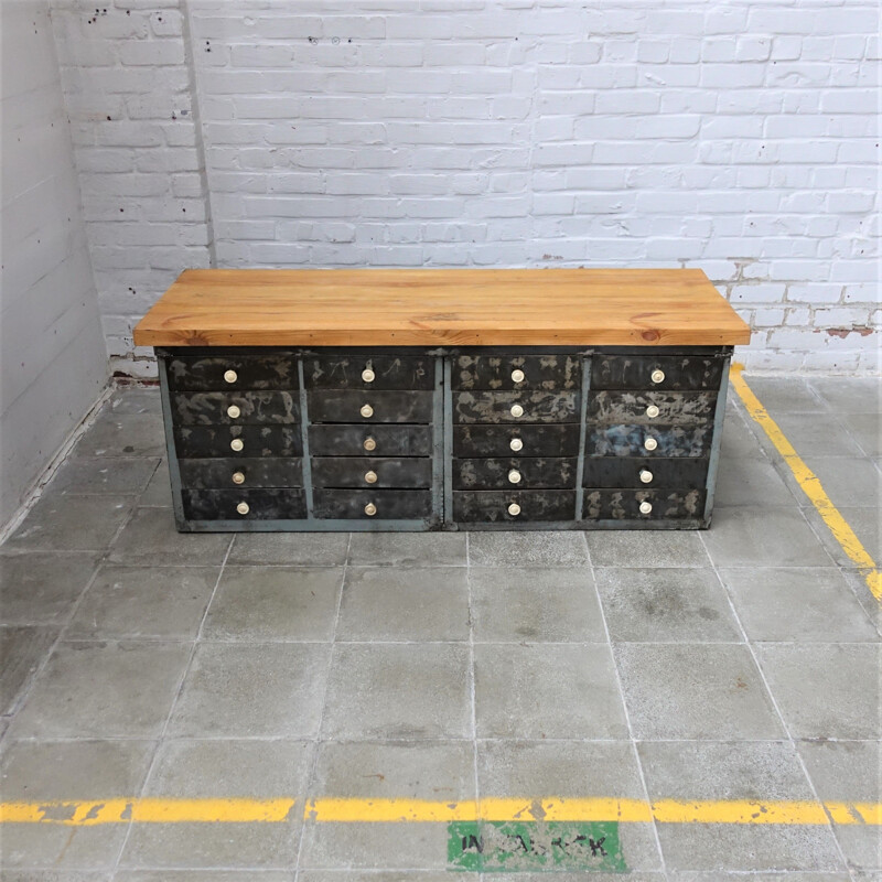 Vintage wooden drawer cabinet