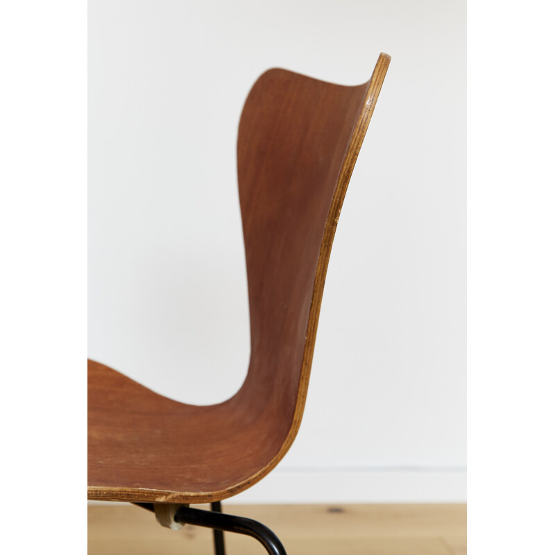 Silla de teca 3107 vintage de Arne Jacobsen para Fritz Hansen