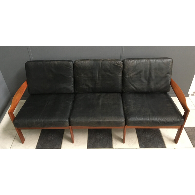 Leather and teak vintage 3 seater sofa by iIlum Wikkelso for Niels Eilersen, Denmark 1960s
