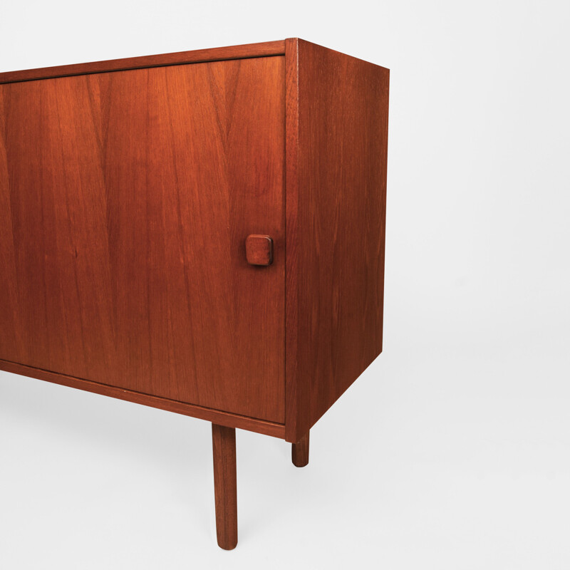 Vintage sideboard with 4 drawers and square knobs, Denmark 1960s