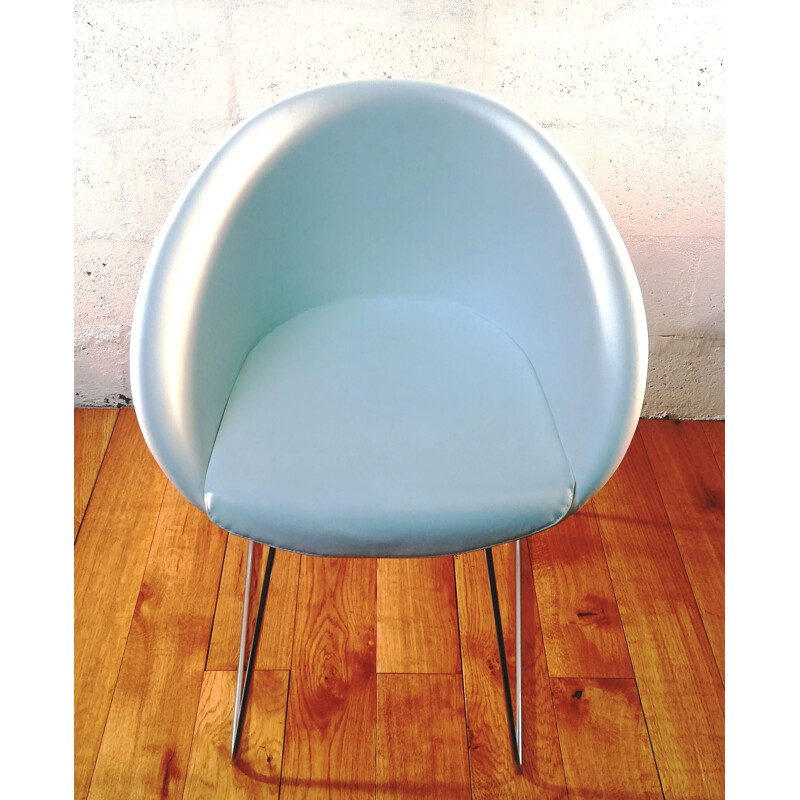 Vintage Gliss 930 armchair in white leather by Pedrali