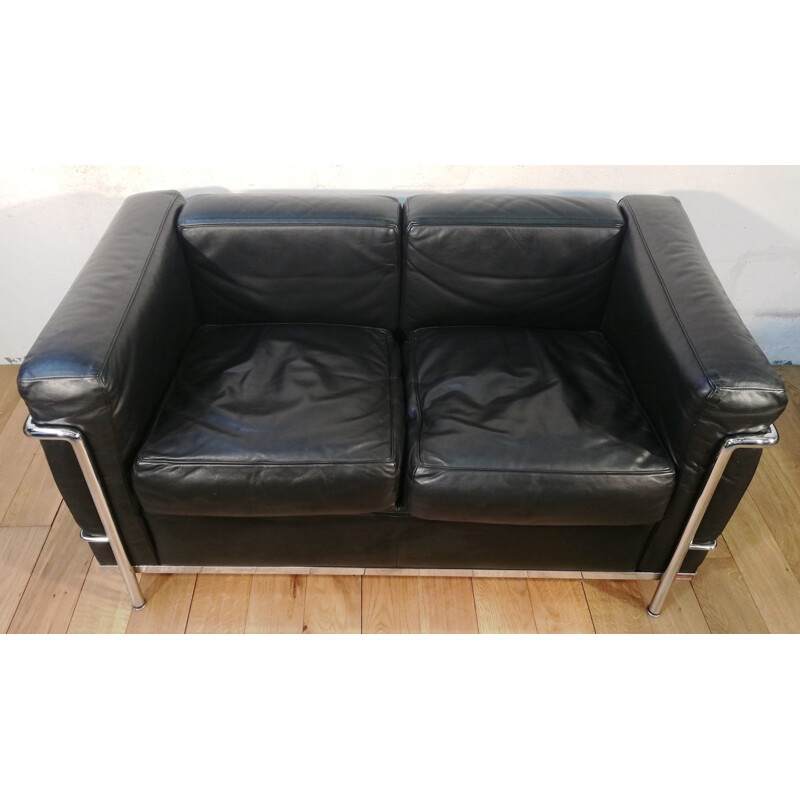 Vintage 2 seater leather sofa by Le Corbusier for Cassina
