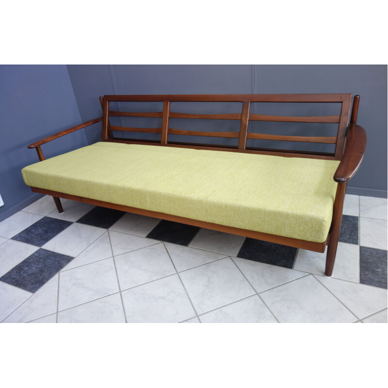 Sofá cama amarillo vintage, 1960