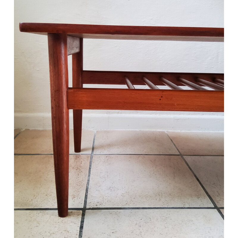 Vintage coffee table with planter, 1960