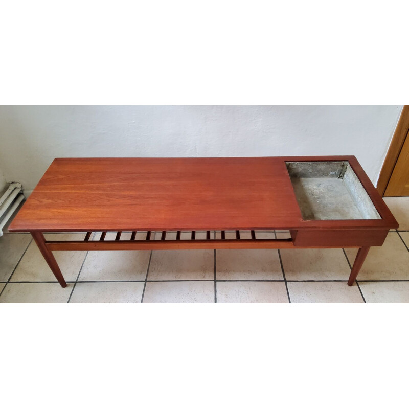 Vintage coffee table with planter, 1960