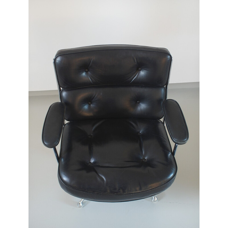 Black leather armchair, Charles EAMES - 1970s