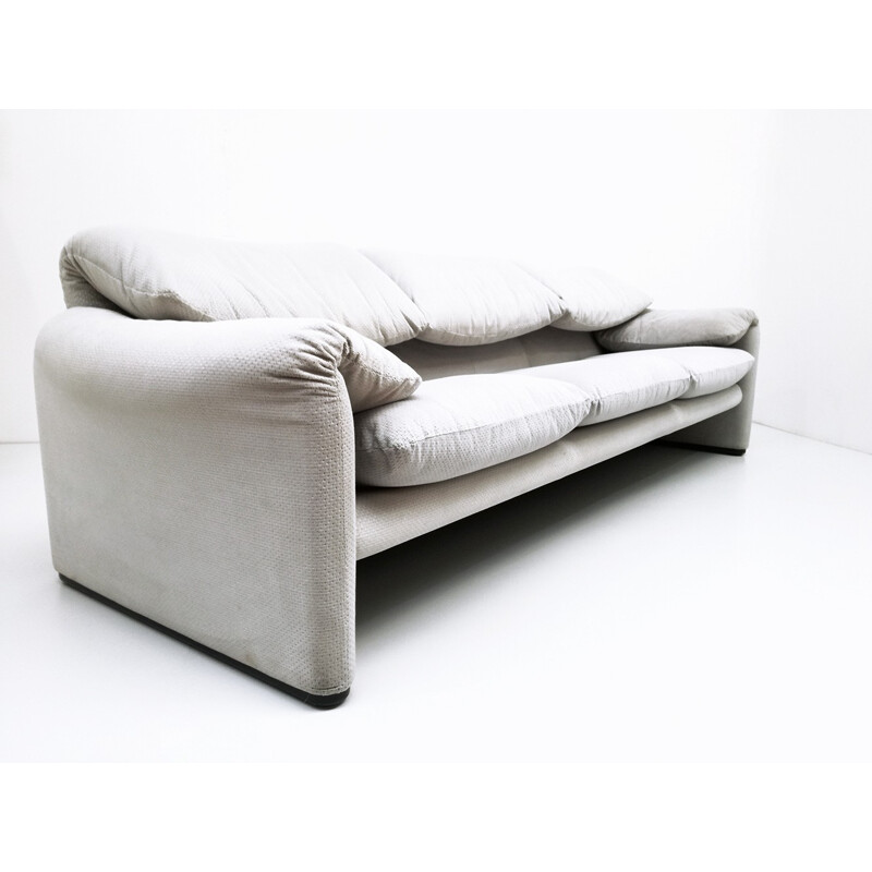 Cassina "Maralunga" sofa, Vico MAGISTRETTI - 1970s