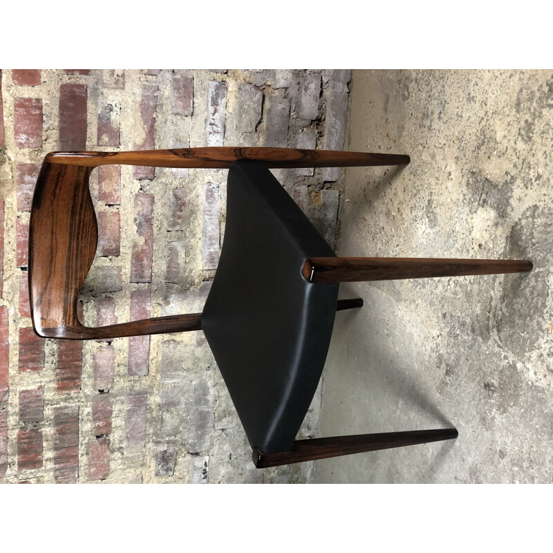 Set of 6 Scandinavian vintage chairs in rosewood and black leatherette by Arne Hovmand Olsen for J.L Møller