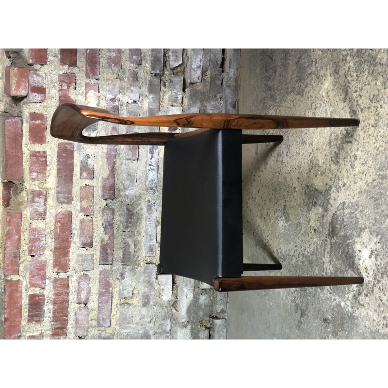 Ensemble de 6 chaises scandinave vintage en palissandre et simili cuir noir par Arne Hovmand Olsen pour J.L Møller