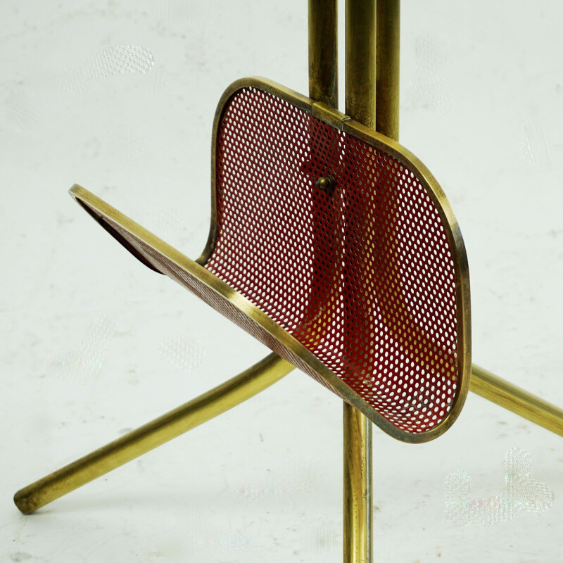 Italian mid century circular brass and glass side table with magazine rack, 1950s