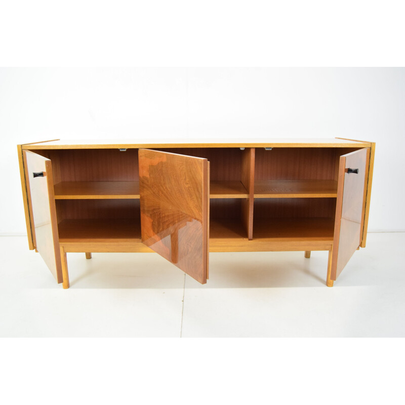 Vintage houten dressoir van Jitona, Tsjechoslowakije 1960