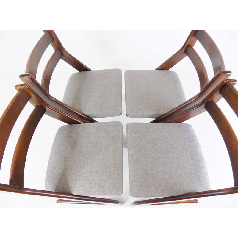 Conjunto de 5 cadeiras Casala vintage em madeira castanha escura e cinzenta clara