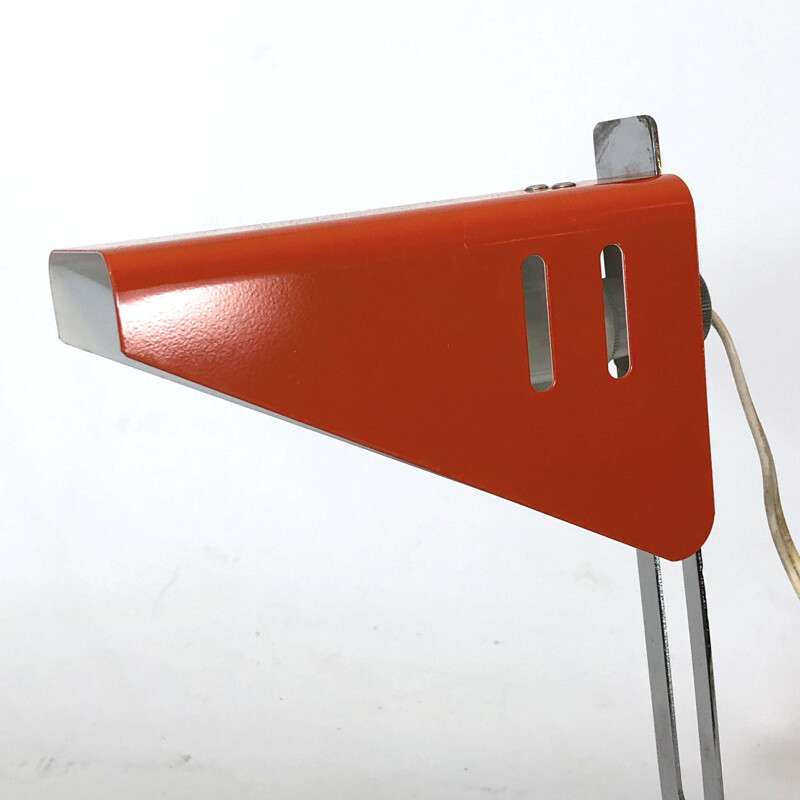 Vintage desk lamp in orange metal, lacquer and chrome, Italy 1970