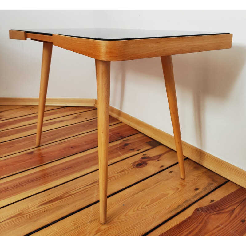 Table basse vintage en bois de hêtre et en verre par J.Jiroutek pour Cesky Nabytek, Tchécoslovaquie 1960