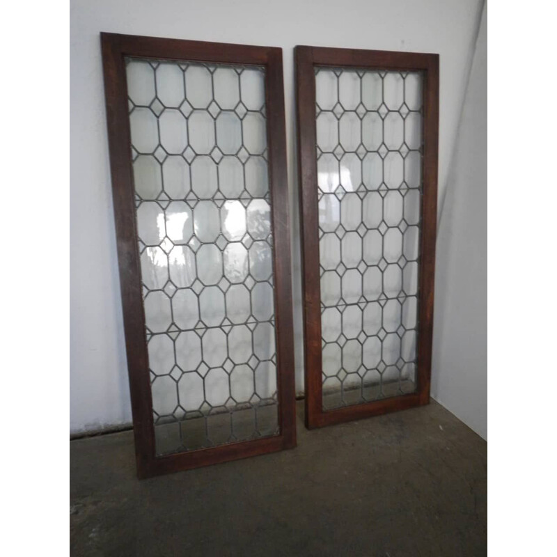 Coppia di vetrate d'epoca con vetri in peltro