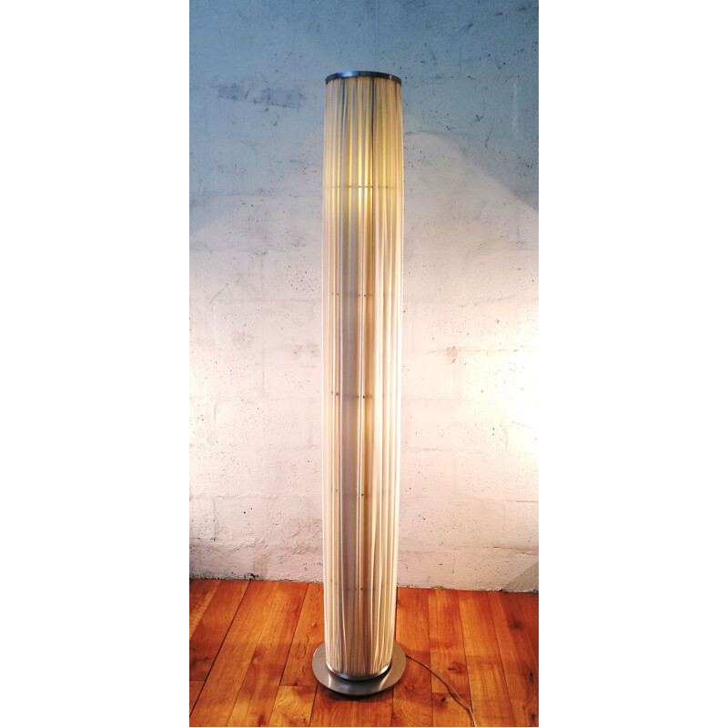Vintage light column in white pleated fabric