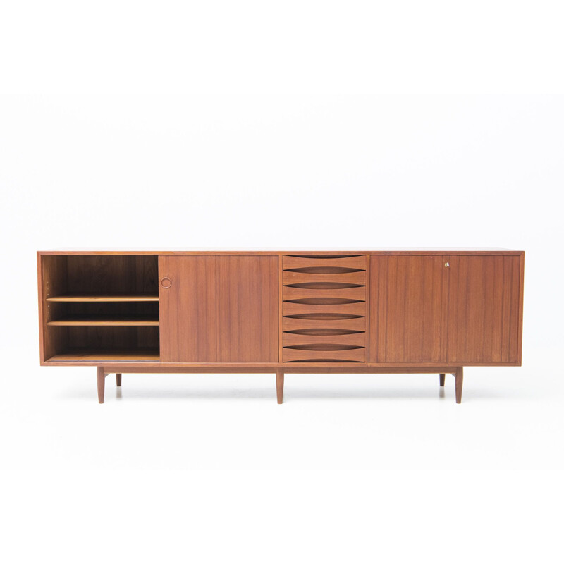 Vintage sideboard with counterweight drawers model 29A by Arne Vodder for Sibast Furniture, Denmark 1950