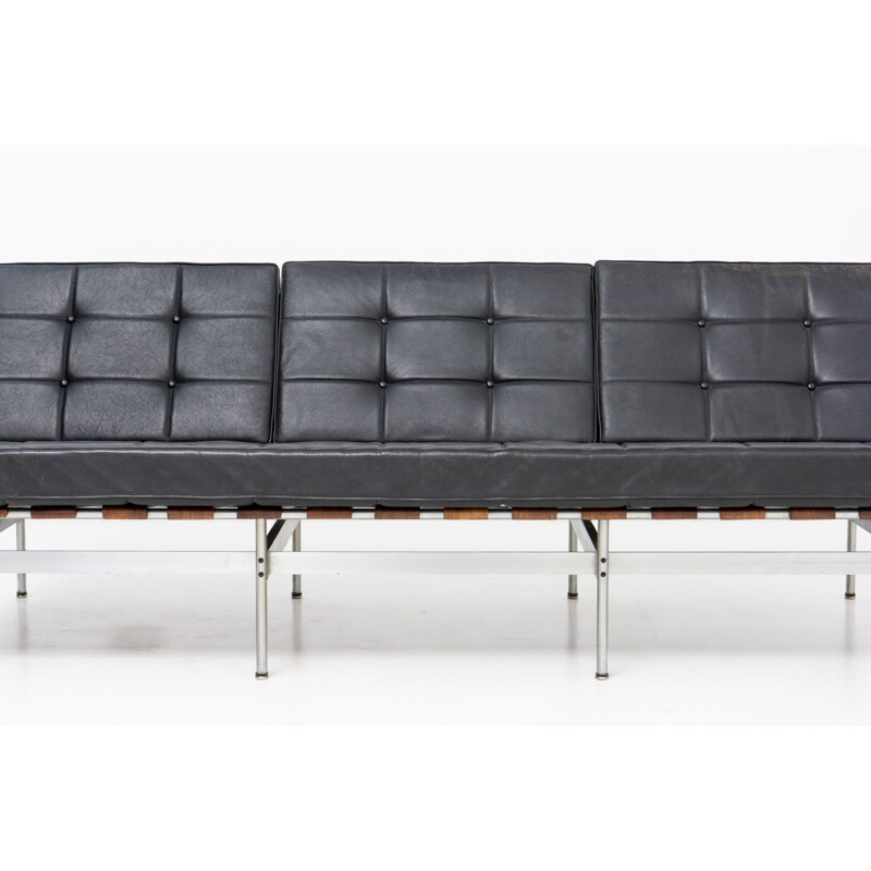 Vintage 3-seat sofa in leather by Kho Liang Ie for Artifort, Netherlands 1960s