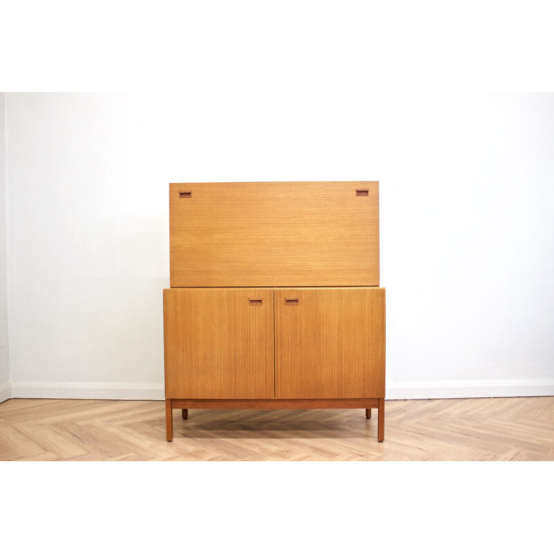 Mid-century teak drinks cabinet by Austinsuite, UK 1970s