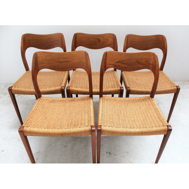 Lot de 5 chaises vintage scandinave en teck et corde par Niels O'Moller