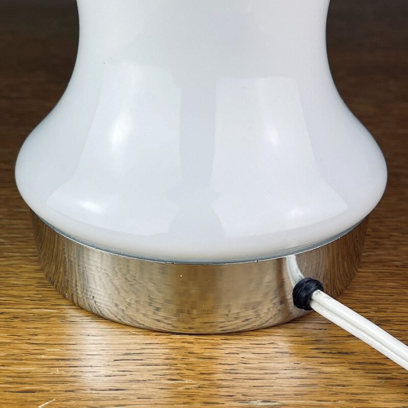 Vintage white opal glass mushroom table lamp, Italy 1980