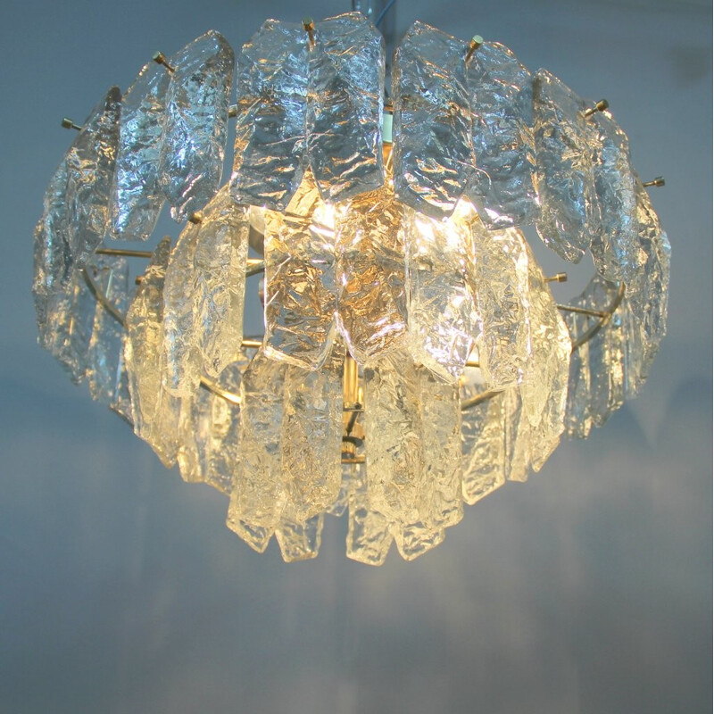 Mid-century chandelier in glass and brass, J.T. KALMAR - 1960s