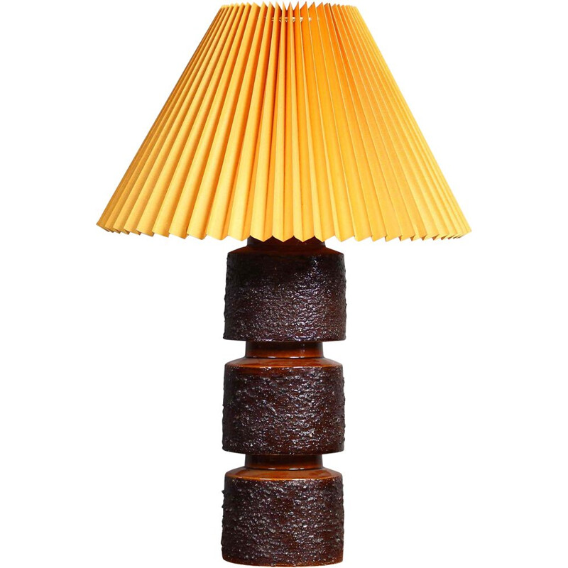 Skandinavische Vintage brutalistische Tischlampe aus brauner Keramik, 1970