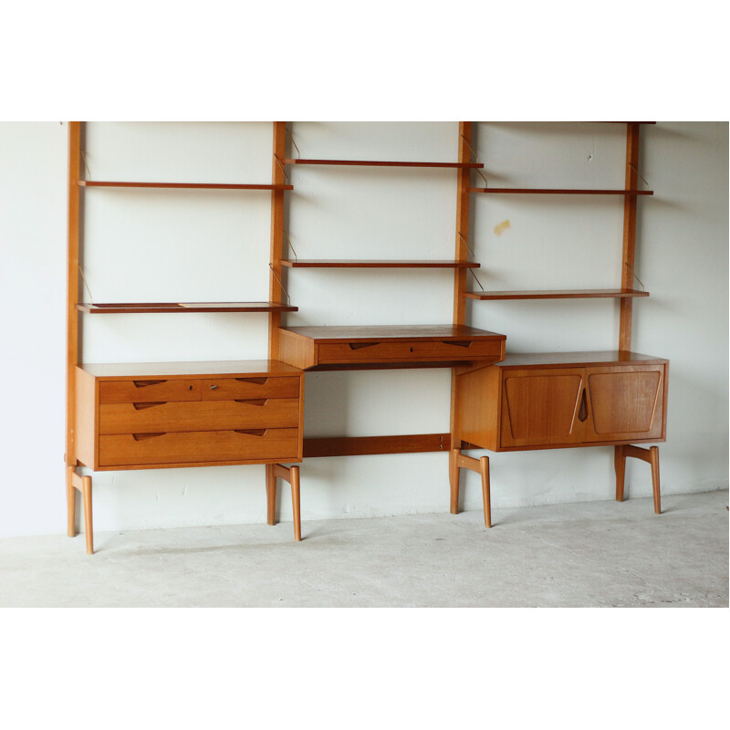 Vintage teak bookcase by Kjell Riise for Rival Brodrene Jatog, Norway 1960s