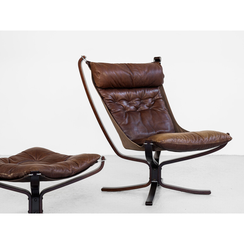 Vintage Falcon armchair and ottoman in brown leather by Sigurd Ressell for Vatne Möbler, Norway 1970s