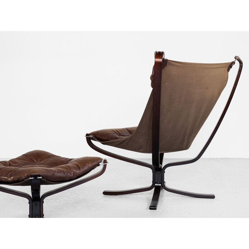 Vintage Falcon armchair and ottoman in brown leather by Sigurd Ressell for Vatne Möbler, Norway 1970s