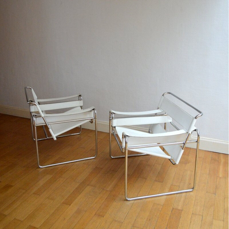 Pair of white "wassily" armchairs, Marcel BREUER - 1980s