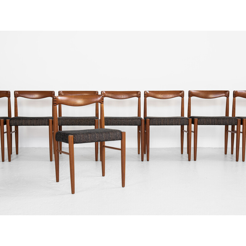 Set of 8 mid century Danish dining chairs in teak by Hw Klein for Bramin, 1960s