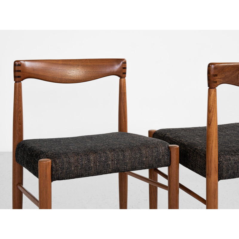 Set of 8 mid century Danish dining chairs in teak by Hw Klein for Bramin, 1960s