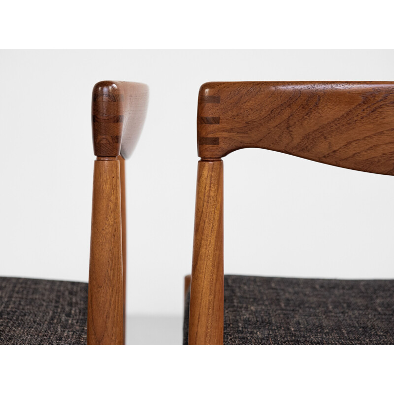 Set of 8 mid century Danish dining chairs in teak by Hw Klein for Bramin, 1960s