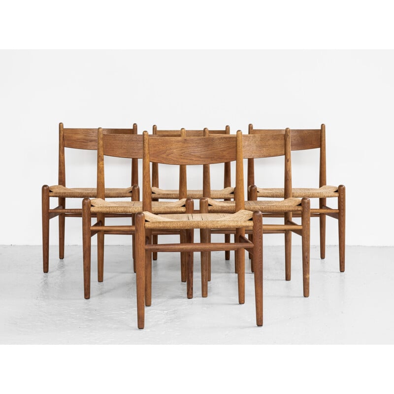 Mid century Danish dining set in oakwood by Hans Wegner, 1960s