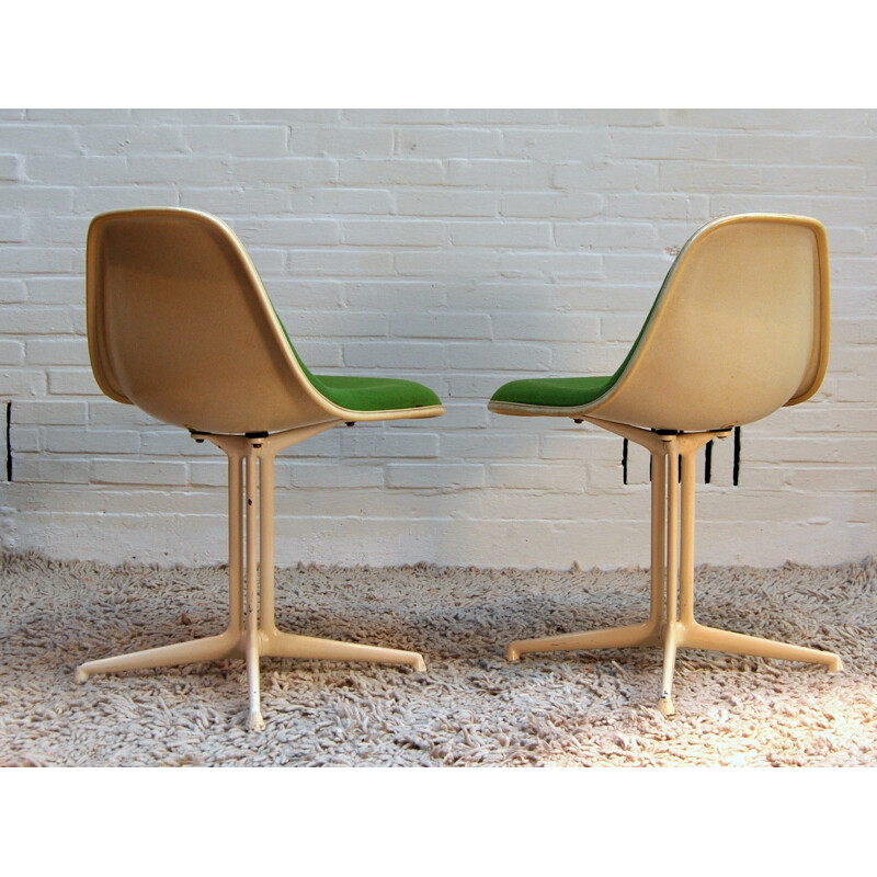 Pair of chairs "La fonda" EAMES, manufacturer Herman Miller - 1960s