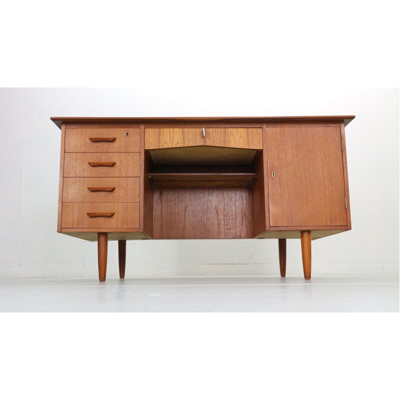 Scandinavian vintage teak desk with backside book shelving, Denmark 1960