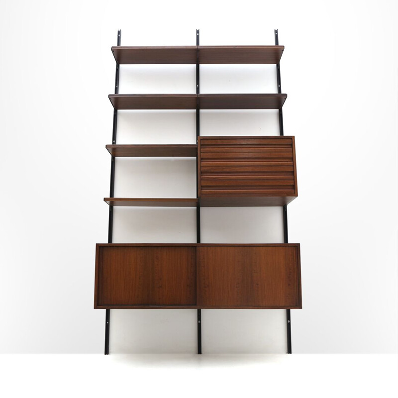 Vintage "E22" wall unit by Osvaldo Borsani for Tecno, 1960s