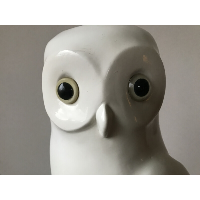 Vintage resin lamp stand in the shape of an owl, France 1970