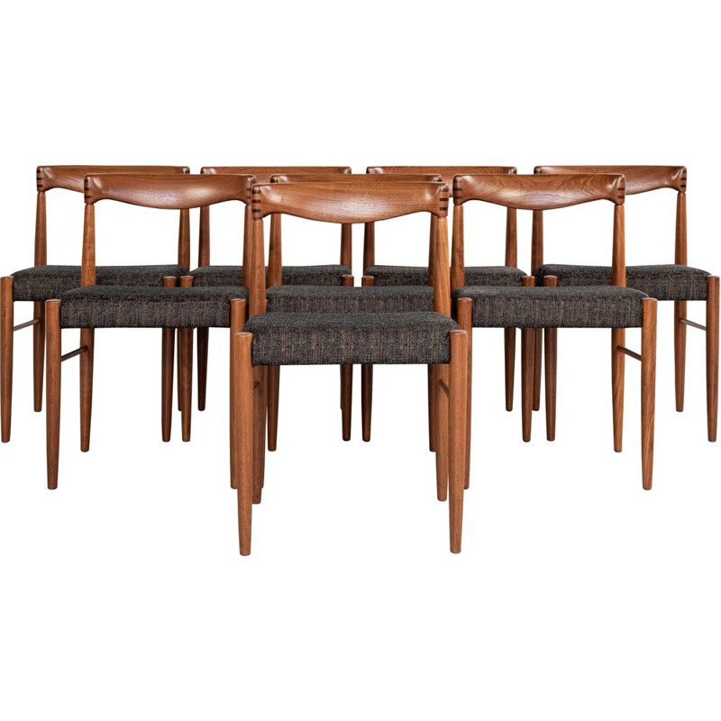 Set of 8 mid century Danish dining chairs in teak by Hw Klein for Bramin, 1960s